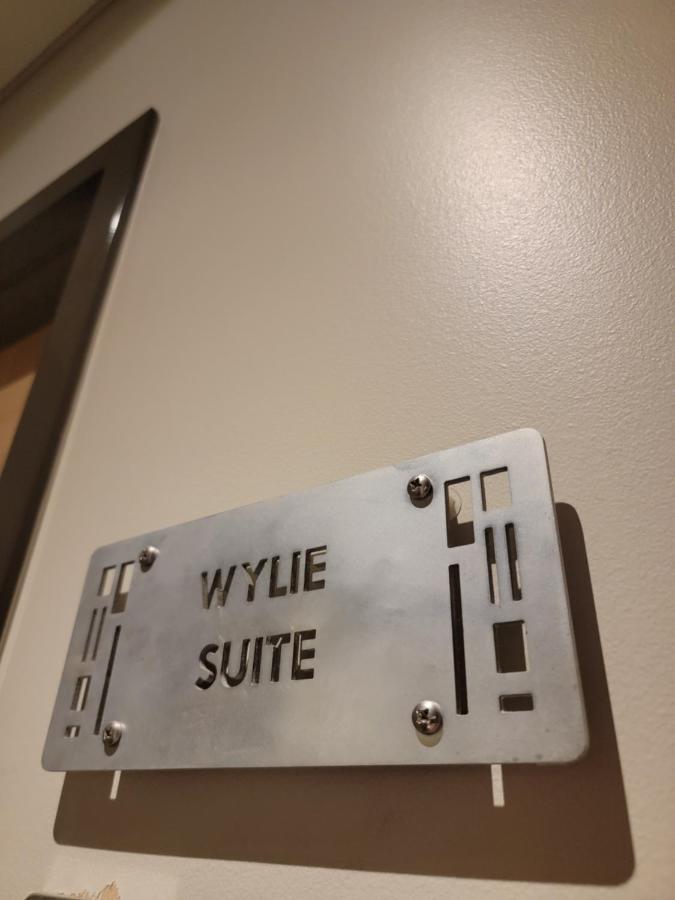 Suites At 118 Μπλούμινγκτον Εξωτερικό φωτογραφία